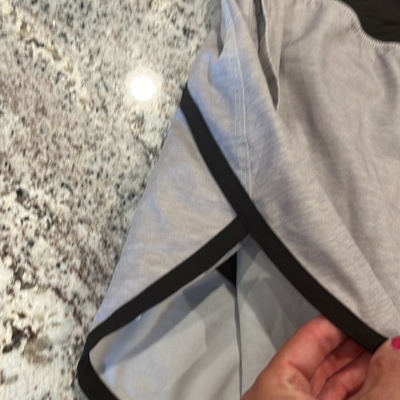 Like new Simply Southern beautiful skort with pockets - Picture 5 of 15